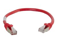 C2G Cat5e Booted Shielded (STP) Network Patch Cable - Cordon de raccordement - RJ-45 (M) pour RJ-45 (M) - 7 m - STP - CAT 5e - Moulé - rouge 83795